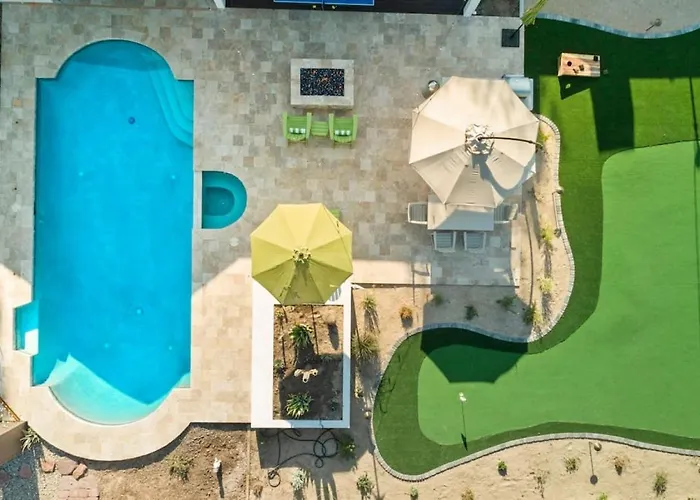 The Emerald Oasis * Scottsdale