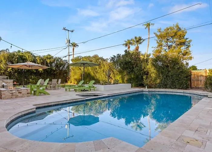 The Emerald Oasis Holiday home